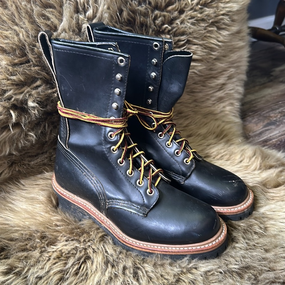 Red Wing Black Lace Up Boots with Rugged Sole